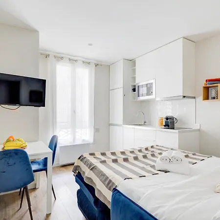 Apartament Eiffel Tower & Invalides - 1br - Cityapartmentstay Paryż