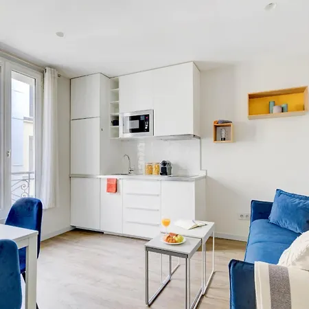 Eiffel Tower & Invalides - 1br - Cityapartmentstay Apartament